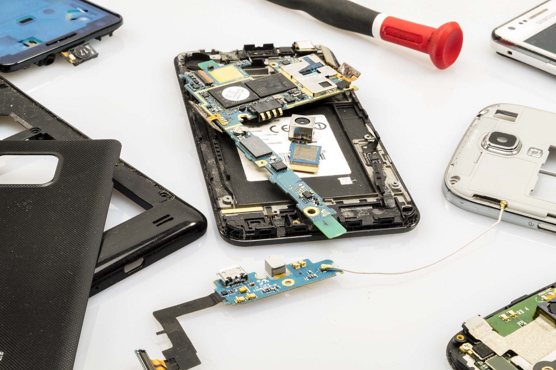 Mobile Repair Services in Dubai